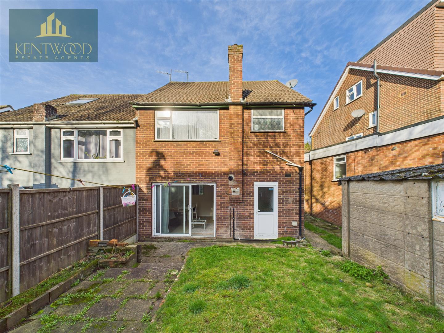 4 bedroom house - end terrace for rent